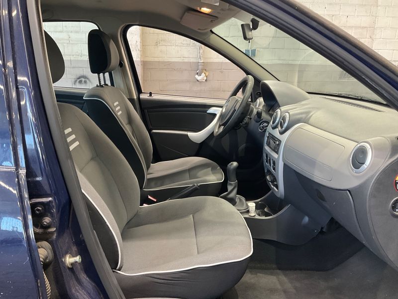 Dacia Sandero 1.2 LIVE II 2012 – снимка 3