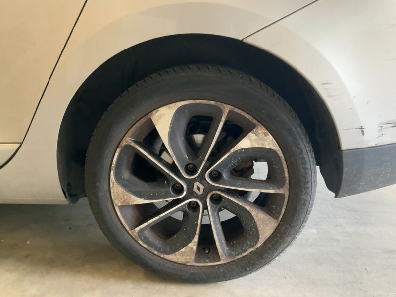 Renault Megane 1.6 dCi Energy BOSE-Edition 2016 – снимка 5