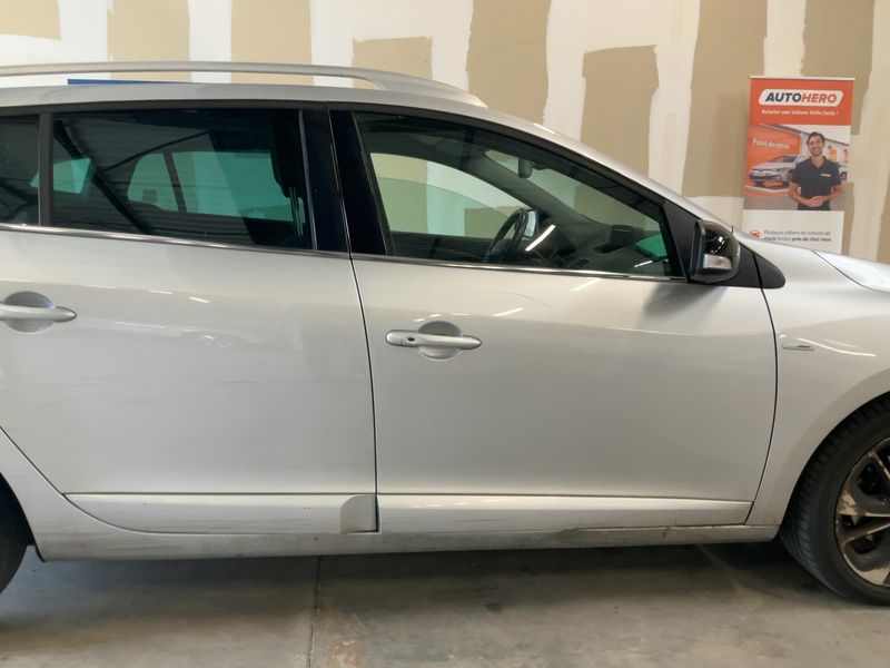 Renault Megane 1.6 dCi Energy BOSE-Edition 2016 – снимка 10