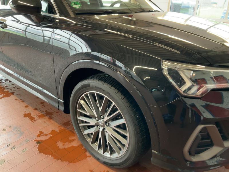 Audi Q3 40 TFSI quattro S line 2019 – снимка 12