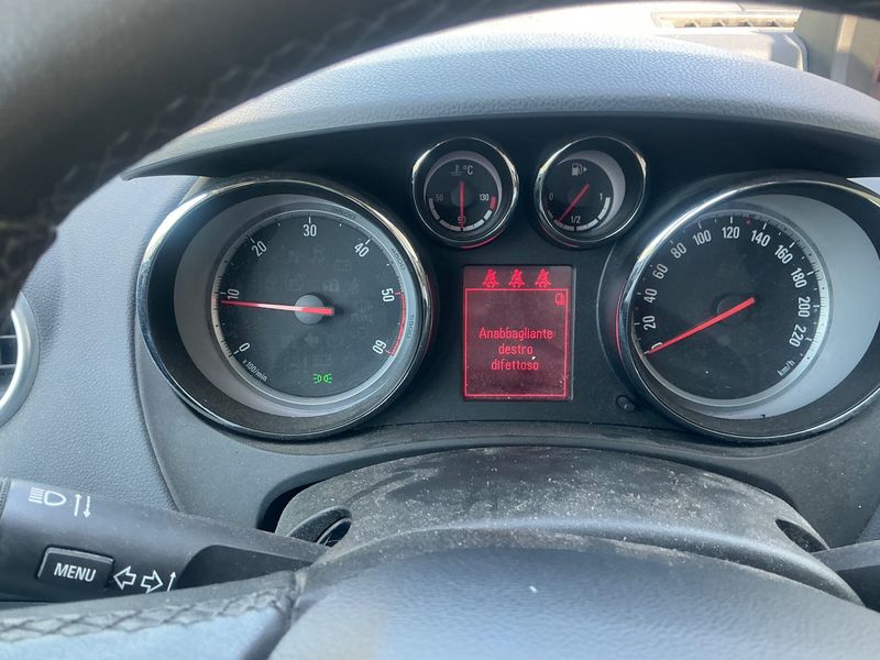 Opel Meriva 1.3 CDTI Cosmo 2011 – снимка 4