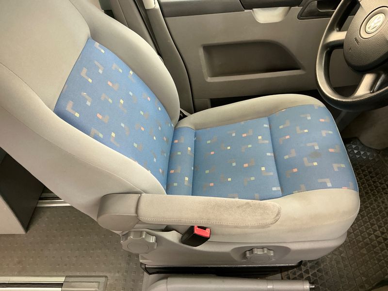 Volkswagen T5 California 2.5 TDI Beach Aufstelldach 4Motion 2009 – снимка 30