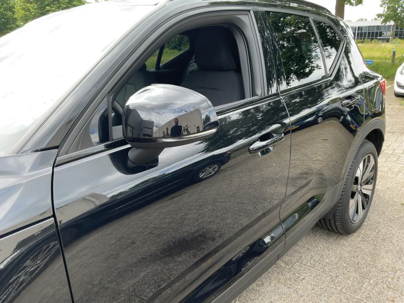 Volvo XC40 Recharge 170 kW Plus 2WD 2022 – снимка 4