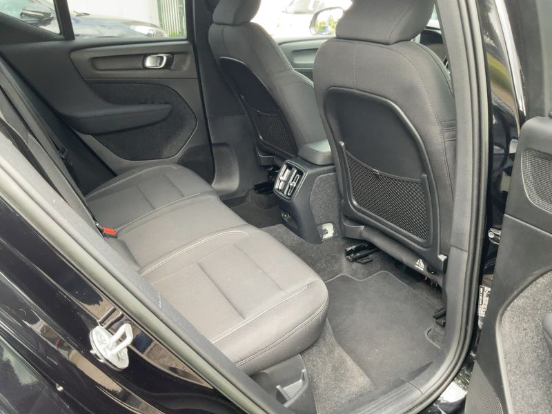 Volvo XC40 Recharge 170 kW Plus 2WD 2022 – снимка 19