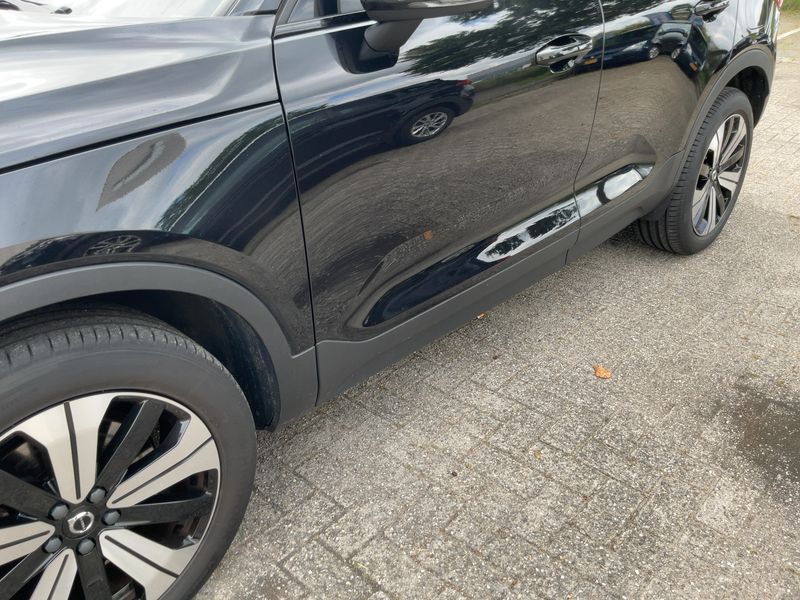 Volvo XC40 Recharge 170 kW Plus 2WD 2022 – снимка 2