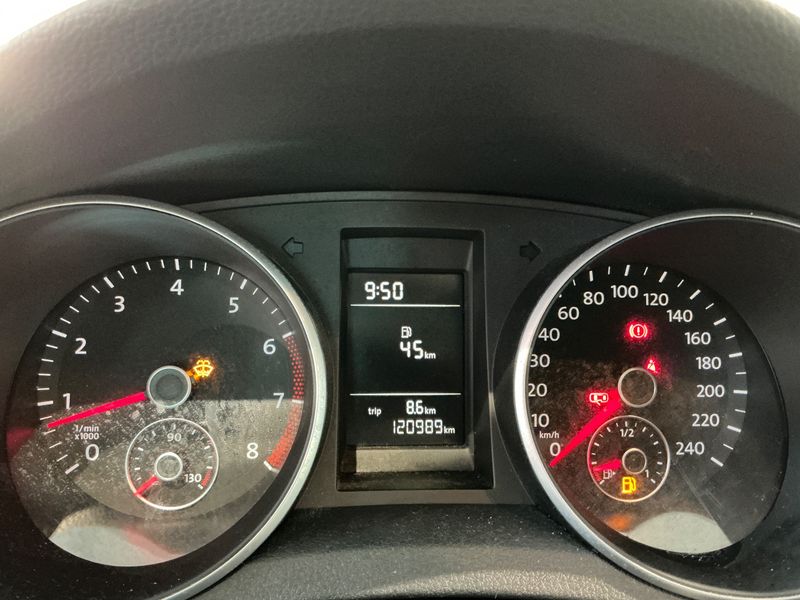 Volkswagen Golf VI 1.2 TSI Trendline 2011 – снимка 19