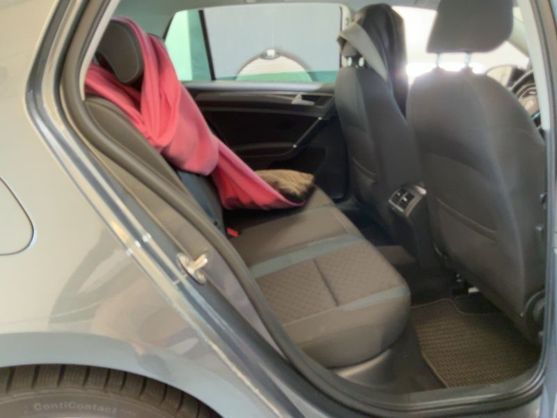 Volkswagen Golf VII 2.0 TDI IQ.DRIVE 2019 – снимка 19