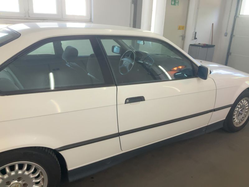 BMW 3er 320i 1993 – снимка 10