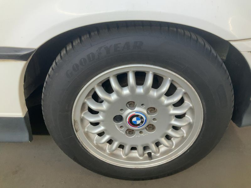 BMW 3er 320i 1993 – снимка 5
