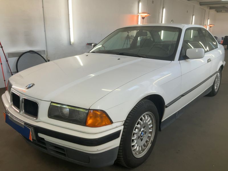 BMW 3er 320i 1993 – снимка 1