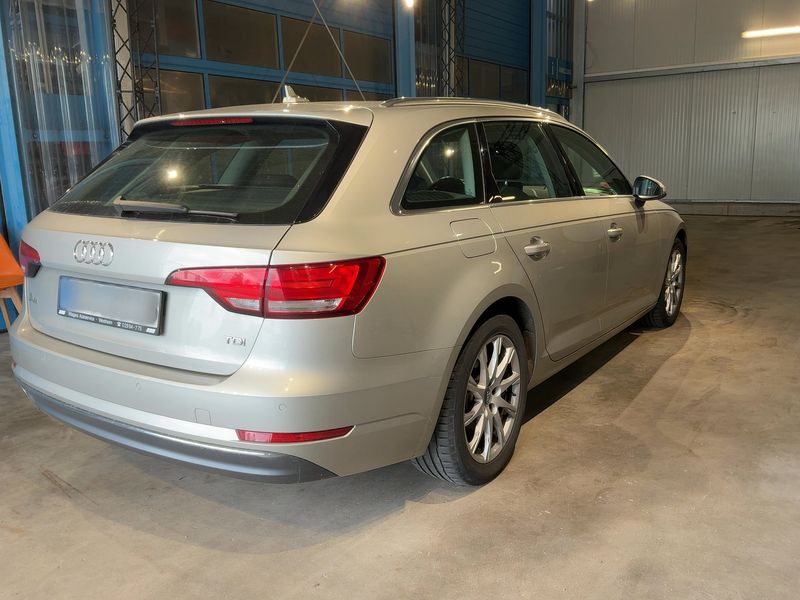 Audi A4 2.0 TDI Sport 2017 – снимка 8