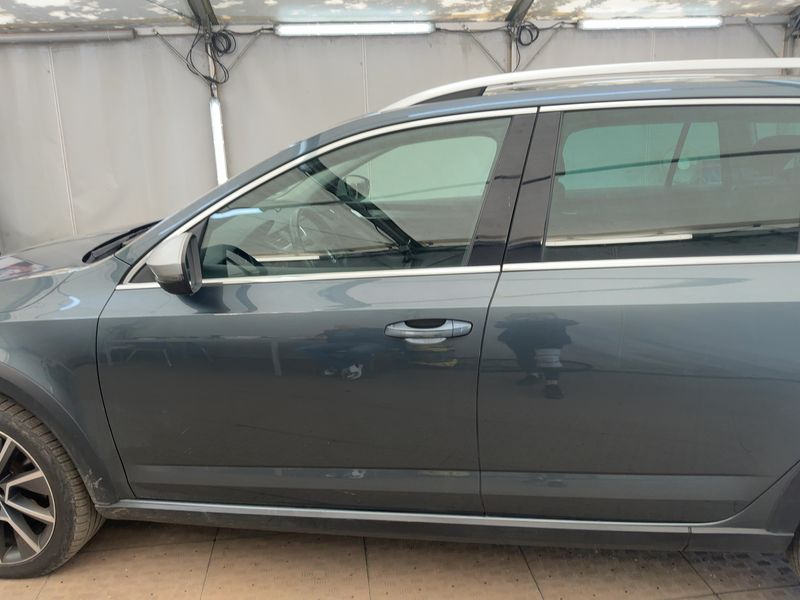 Skoda Octavia 2.0 TDI Scout 4x4 2020 – снимка 4