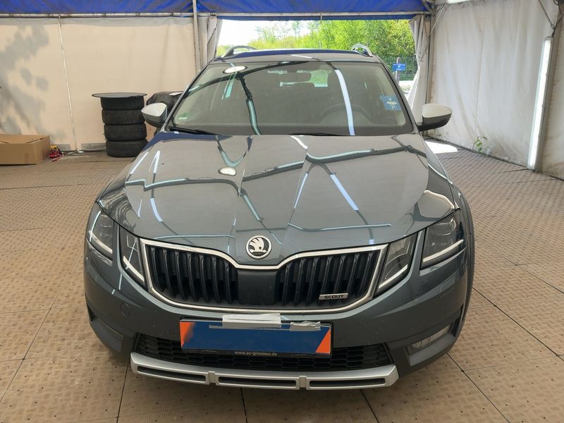 Skoda Octavia 2.0 TDI Scout 4x4 2020 – снимка 14