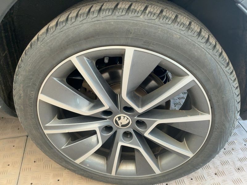 Skoda Octavia 2.0 TDI Scout 4x4 2020 – снимка 5