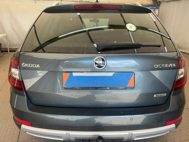 Skoda Octavia 2.0 TDI Scout 4x4 2020 – снимка 7