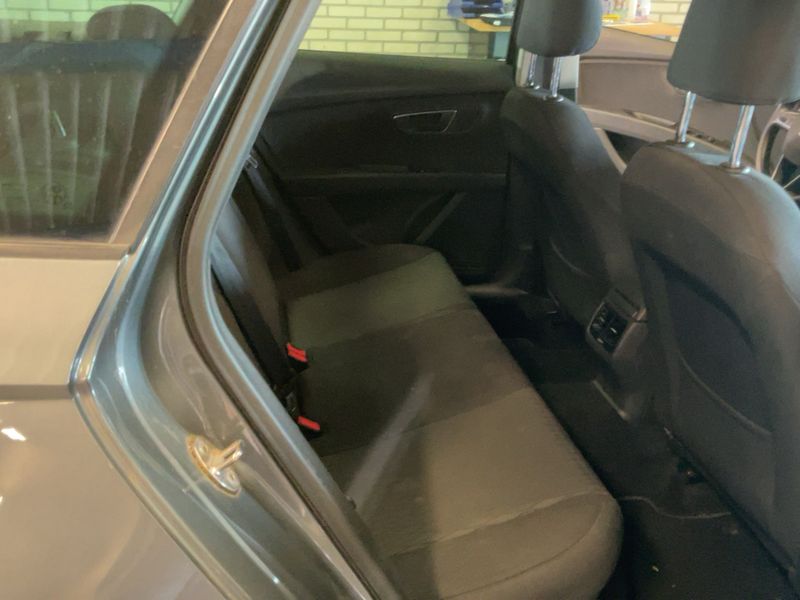 Seat Leon 1.6 TDI Style Ecomotive 2014 – снимка 19