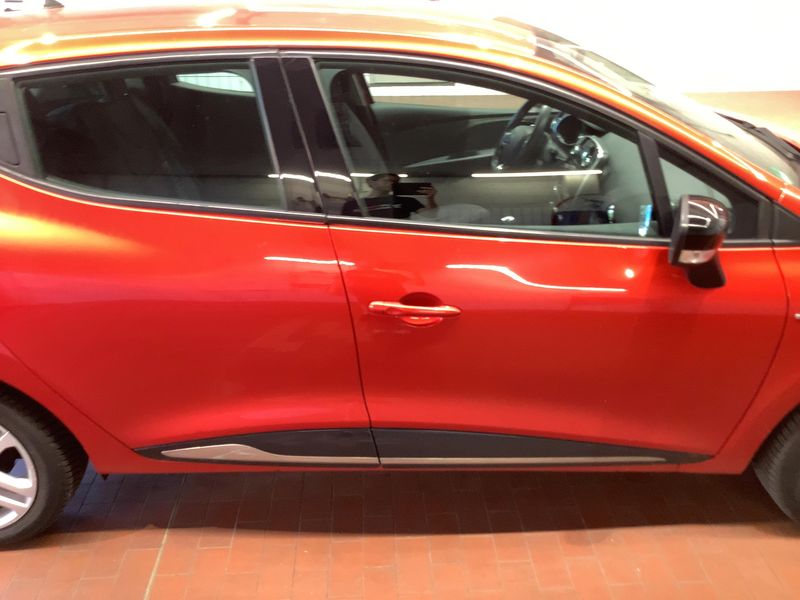 Renault Clio 1.2 Limited 2017 – снимка 10