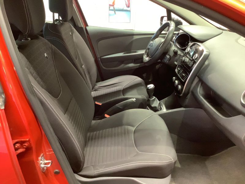Renault Clio 1.2 Limited 2017 – снимка 16
