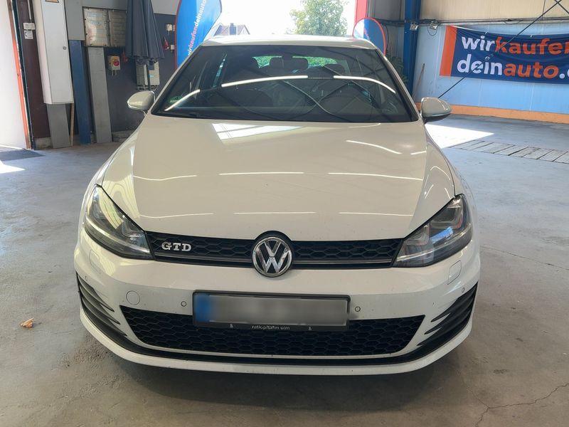 Volkswagen Golf VII 2.0 TDI GTD BlueMotion Tech 2016 – снимка 14
