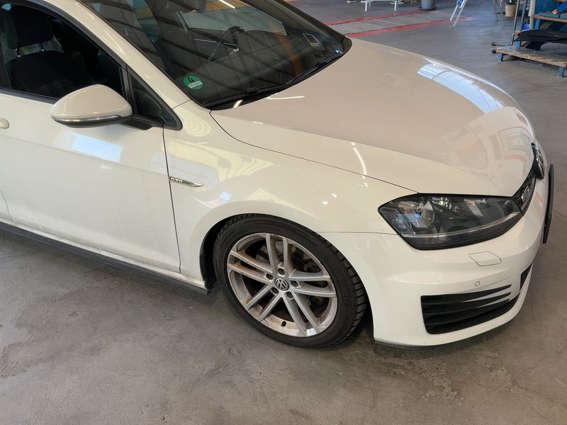 Volkswagen Golf VII 2.0 TDI GTD BlueMotion Tech 2016 – снимка 12