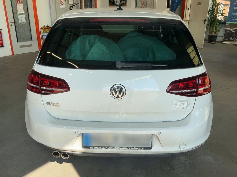 Volkswagen Golf VII 2.0 TDI GTD BlueMotion Tech 2016 – снимка 7