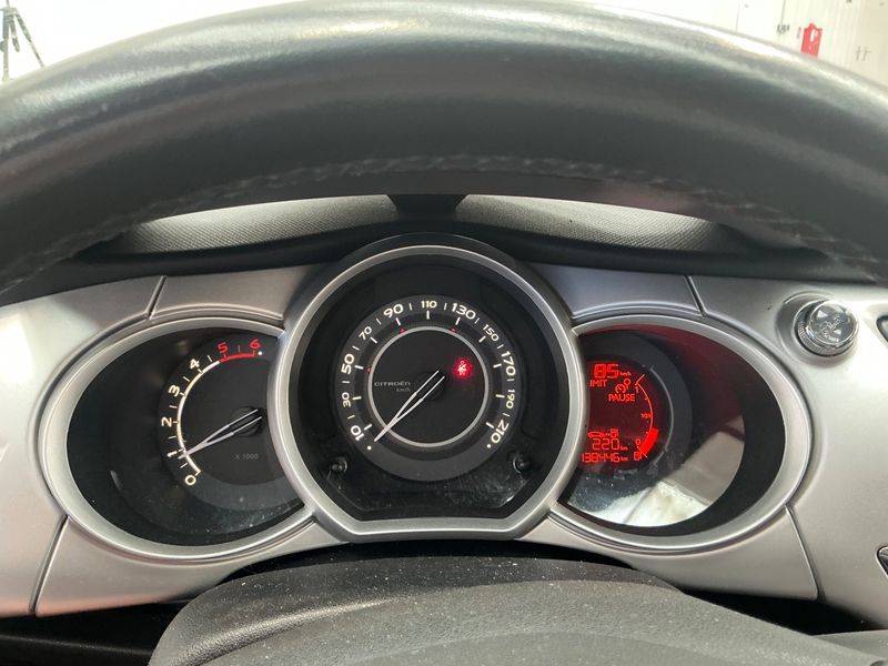 Citroen C3 1.4 HDi Confort 2010 – снимка 4