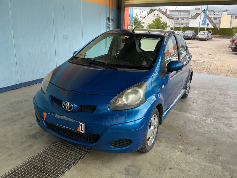 Toyota Aygo 1.0 CoolBlue 2009 – снимка 1