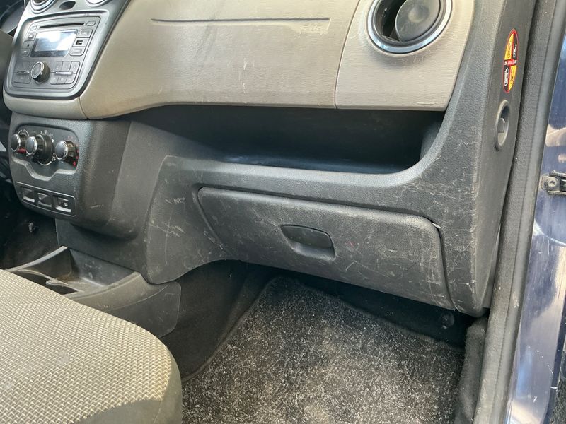 Dacia Dokker 1.6 SCe Ambiance 2016 – снимка 23