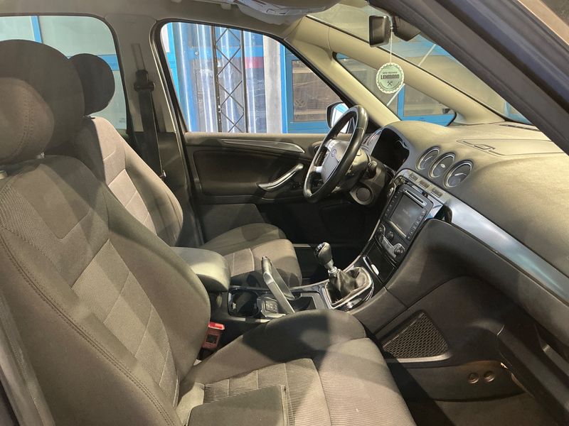 Ford S-Max 2.0 TDCi Titanium 2013 – снимка 3