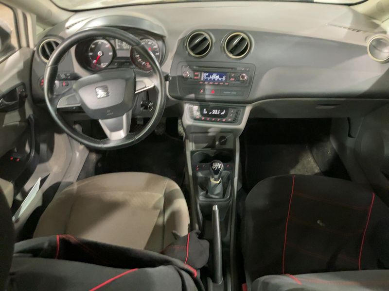 Seat Ibiza 1.6 TDI Style 2015 – снимка 17