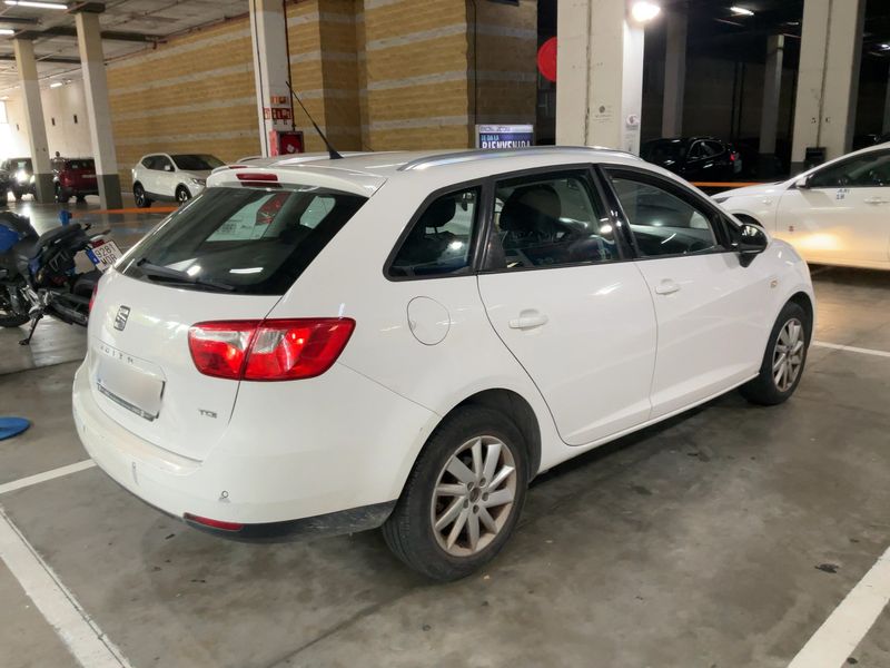 Seat Ibiza 1.6 TDI Style 2015 – снимка 8