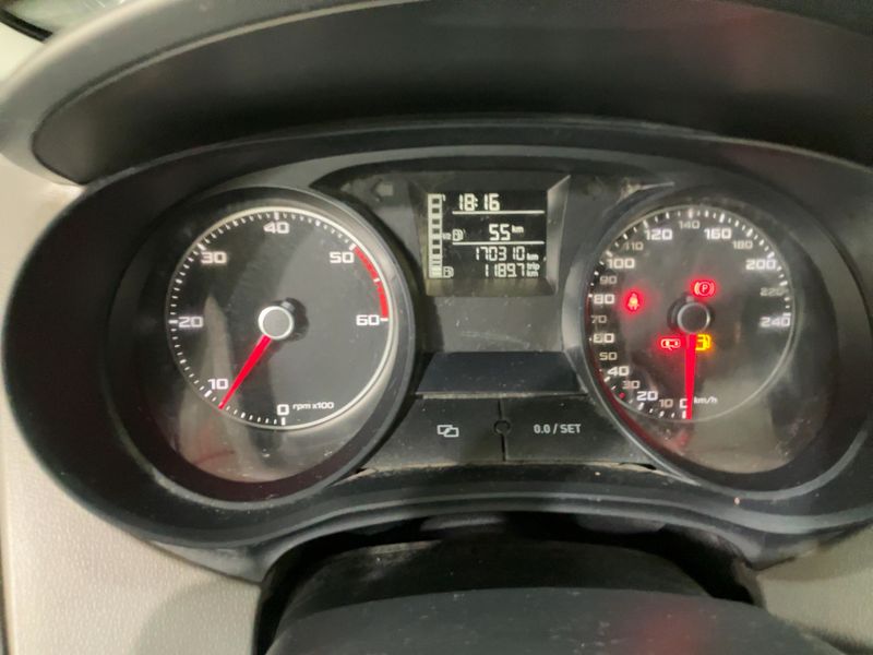 Seat Ibiza 1.6 TDI Style 2015 – снимка 18