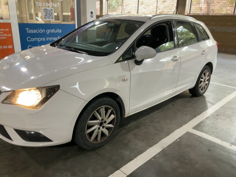 Seat Ibiza 1.6 TDI Style 2015 – снимка 2