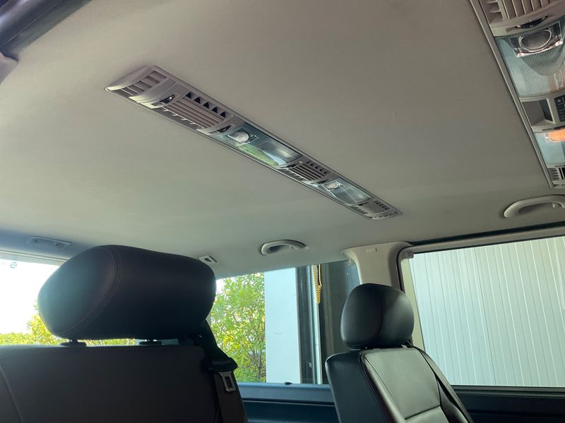 Volkswagen T5 Multivan 2.0 TDI Highline 4Motion 2015 – снимка 26