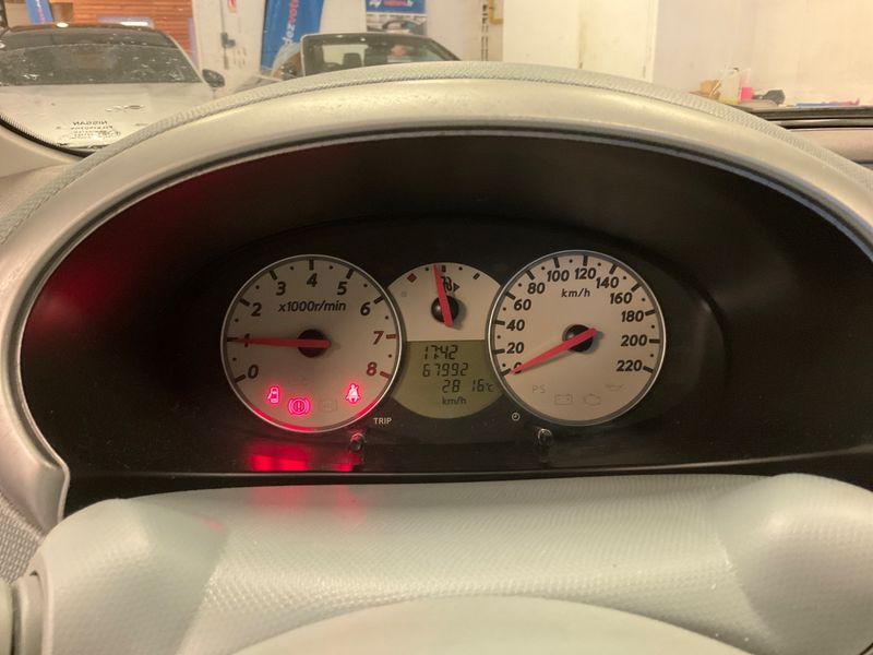Nissan Micra 1.6 C+C Spicy 2006 – снимка 4