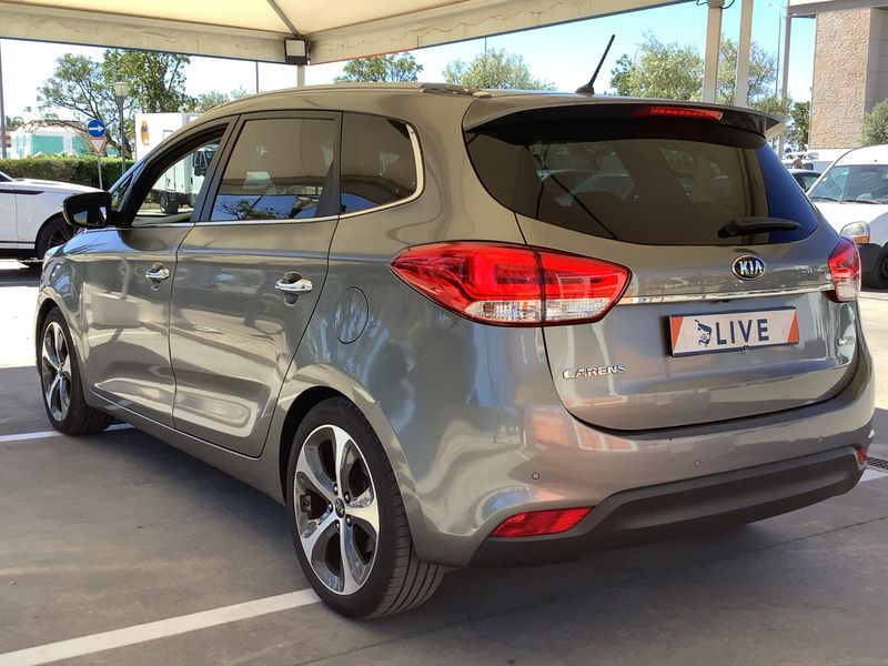 Kia Carens 1.7 CRDi Dream Team 2015 – снимка 6