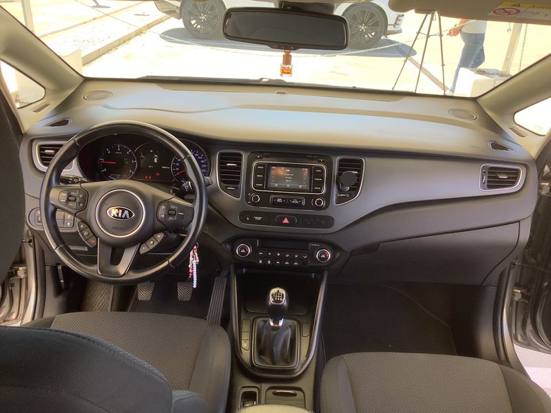 Kia Carens 1.7 CRDi Dream Team 2015 – снимка 17
