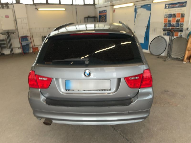 BMW 3er 318i 2010 – снимка 7