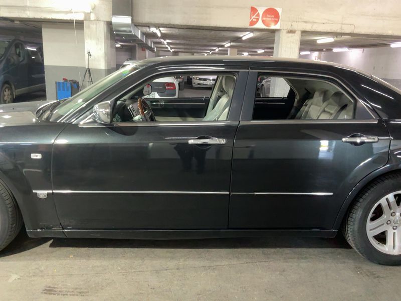 Chrysler 300 C 3.0 CRD 2007 – снимка 4