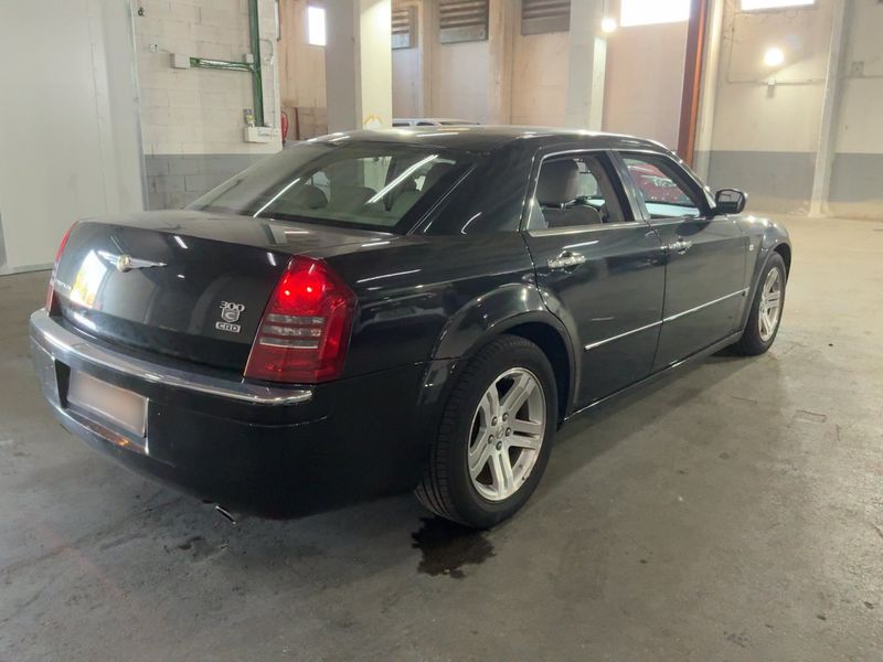 Chrysler 300 C 3.0 CRD 2007 – снимка 8