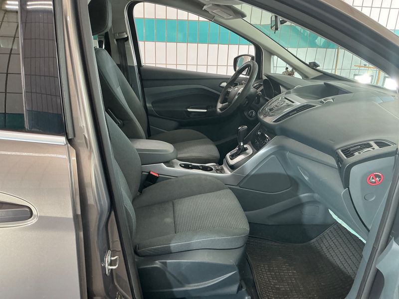 Ford Grand C-Max 2.0 TDCi Trend 2012 – снимка 3