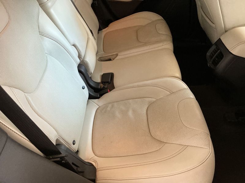 Jeep Cherokee 2.2 M-Jet Overland 4WD 2016 – снимка 27