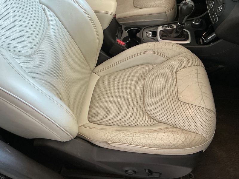 Jeep Cherokee 2.2 M-Jet Overland 4WD 2016 – снимка 23