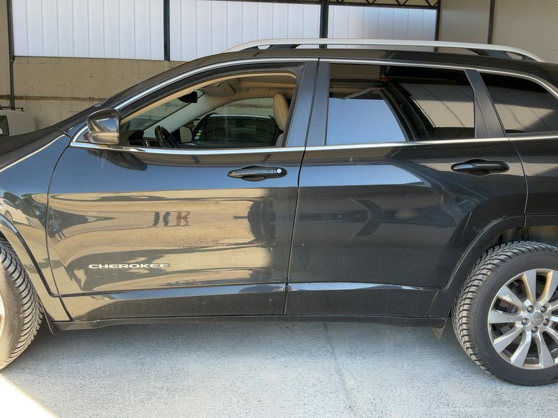 Jeep Cherokee 2.2 M-Jet Overland 4WD 2016 – снимка 4