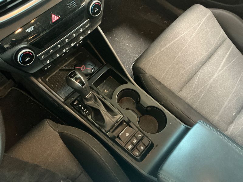 Hyundai Tucson 1.6 TGDI Style 4WD 2019 – снимка 41