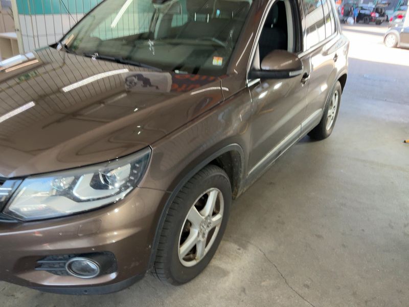 Volkswagen Tiguan 2.0 TDI Track & Style 4Motion BlueMotion Tech 2013 – снимка 2