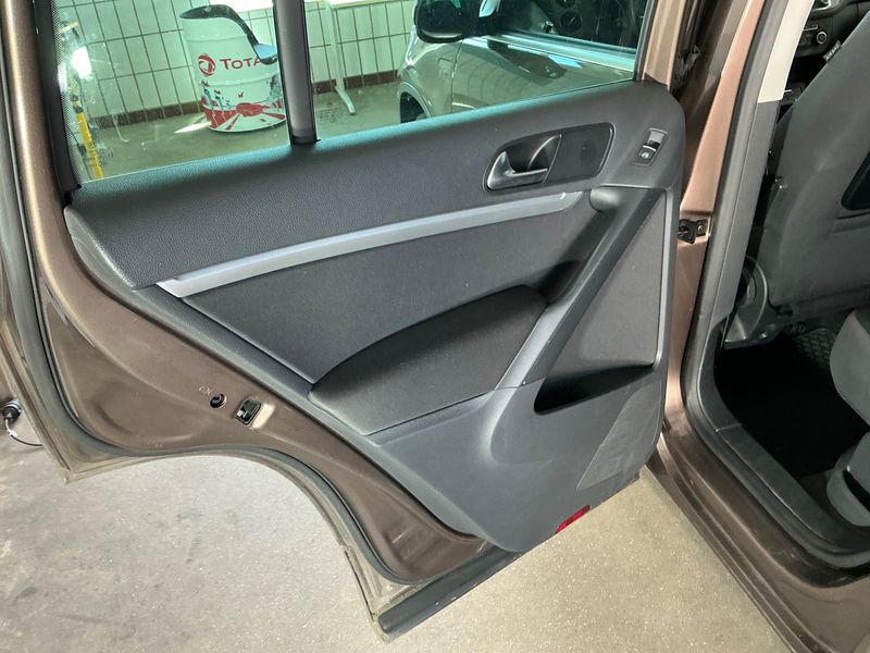 Volkswagen Tiguan 2.0 TDI Track & Style 4Motion BlueMotion Tech 2013 – снимка 30