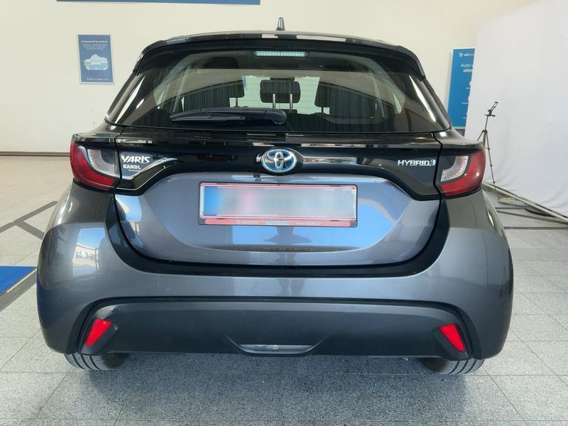 Toyota Yaris 1.5 Hybrid Active Drive 2022 – снимка 7