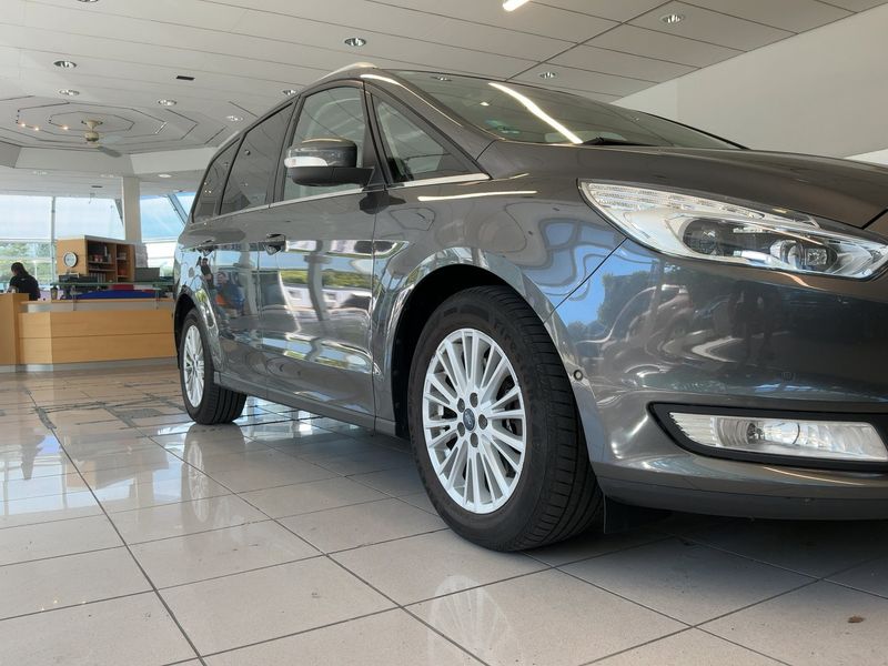 Ford Galaxy 2.0 TDCi Titanium 2018 – снимка 12