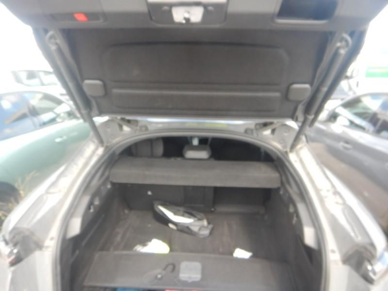 Peugeot 408 1.6 Hybrid GT 2024 – снимка 9